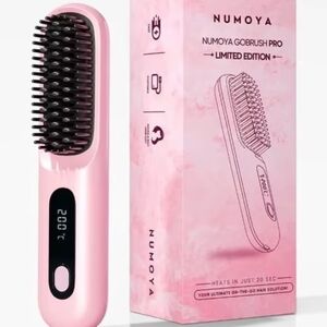 GoBrush Pro Limited Edition Pink Hair Straightener